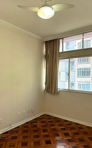 Apartamento à venda com 135m², 3 quartos e 1 vaga Apartamento à venda com 135m², 3 quartos e 1 vagaSala