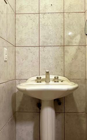 Apartamento à venda com 135m², 3 quartos e 1 vaga Apartamento à venda com 135m², 3 quartos e 1 vagaBanheiro da Suíte