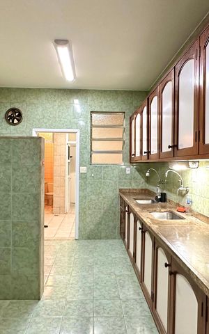 Apartamento à venda com 135m², 3 quartos e 1 vaga Apartamento à venda com 135m², 3 quartos e 1 vagaCozinha