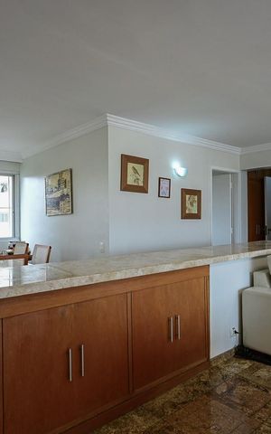 Apartamento à venda com 140m², 4 quartos e 2 vagasSala