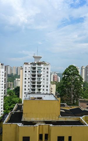 Apartamento à venda com 140m², 4 quartos e 2 vagasVista