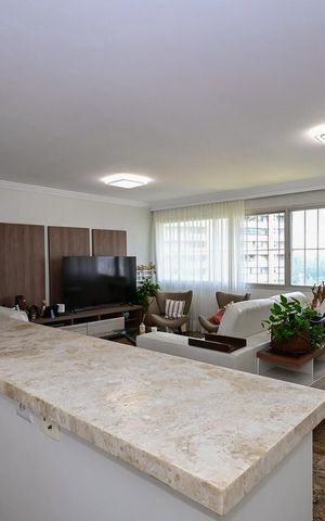 Apartamento à venda com 140m², 4 quartos e 2 vagasSala