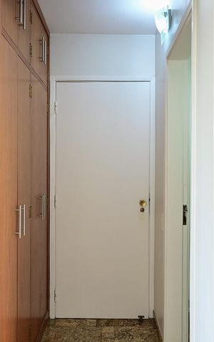 Apartamento à venda com 140m², 4 quartos e 2 vagasCorredor
