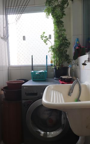 Apartamento à venda com 120m², 2 quartos e 1 vagaÁrea de Serviço