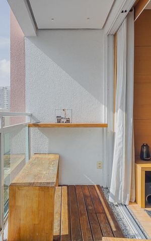 Apartamento à venda com 74m², 2 quartos e 2 vagasVaranda