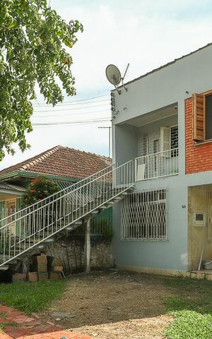 Casa à venda com 210m², 4 quartos e 3 vagasFachada
