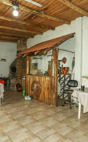 Casa à venda com 210m², 4 quartos e 3 vagasGalpão churrasqueira