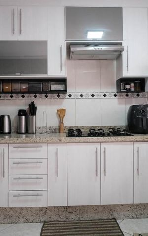 Casa à venda com 168m², 3 quartos e 2 vagasCozinha