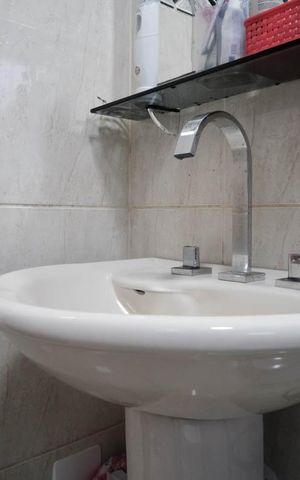 Casa à venda com 168m², 3 quartos e 2 vagasBanheiro/Suíte
