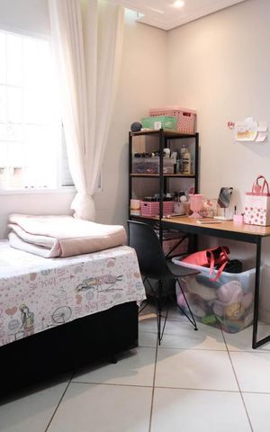 Casa à venda com 168m², 3 quartos e 2 vagasQuarto 1