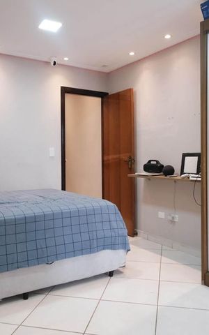 Casa à venda com 168m², 3 quartos e 2 vagasSuíte