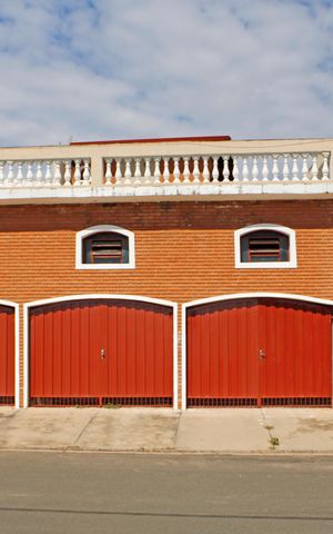 Casa à venda com 300m², 3 quartos e 4 vagasFachada