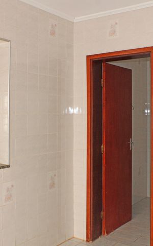 Casa à venda com 300m², 3 quartos e 4 vagasÁrea de Serviço
