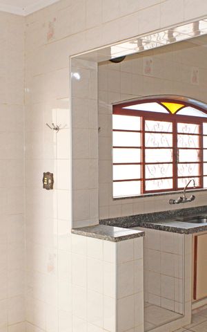 Casa à venda com 300m², 3 quartos e 4 vagasÁrea de Serviço