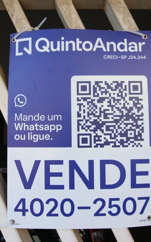 Casa à venda com 128m², 4 quartos e 2 vagasPlaca