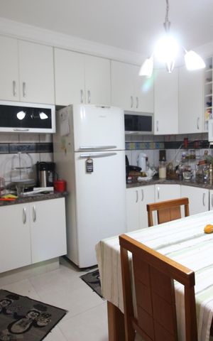 Casa à venda com 128m², 4 quartos e 2 vagasCozinha