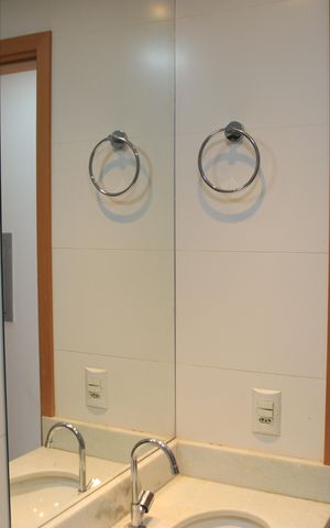 Apartamento à venda com 76m², 3 quartos e 1 vagaBanheiro 2
