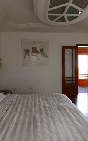 Casa à venda com 420m², 3 quartos e 8 vagasSuíte 3