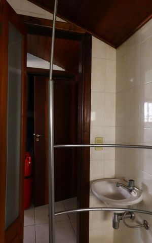 Casa à venda com 420m², 3 quartos e 8 vagasBanheiro da Cobertura