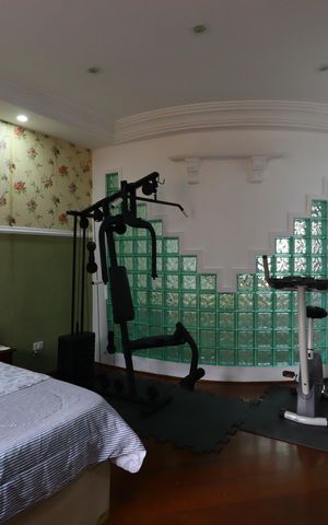 Casa à venda com 420m², 3 quartos e 8 vagasSuíte 1