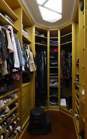 Casa à venda com 420m², 3 quartos e 8 vagasCloset da Suíte 1