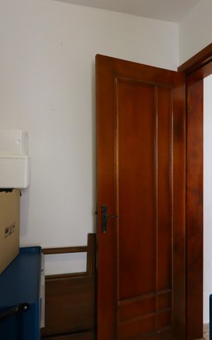 Casa à venda com 420m², 3 quartos e 8 vagasQuarto de Serviço