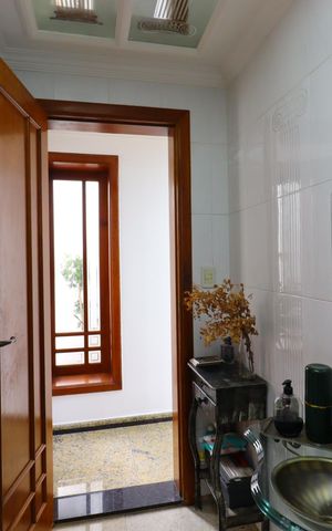 Casa à venda com 420m², 3 quartos e 8 vagasLavabo