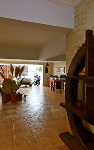 Casa à venda com 420m², 3 quartos e 8 vagasGaragem