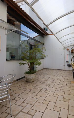 Casa à venda com 420m², 3 quartos e 8 vagasQuintal
