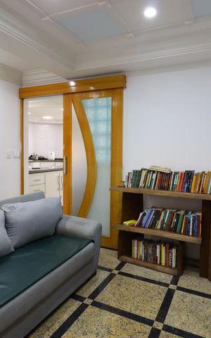 Casa à venda com 420m², 3 quartos e 8 vagasBiblioteca da Cobertura