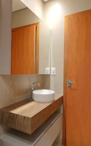 Apartamento à venda com 87m², 2 quartos e 2 vagasBanheiro da Suíte