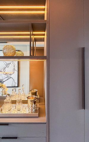 Apartamento à venda com 94m², 1 quarto e 1 vaga Apartamento à venda com 94m², 1 quarto e 1 vagaBanheiro da Suíte
