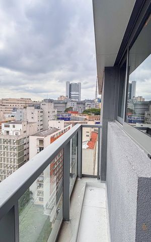 Apartamento à venda com 94m², 1 quarto e 1 vaga Apartamento à venda com 94m², 1 quarto e 1 vagaVaranda