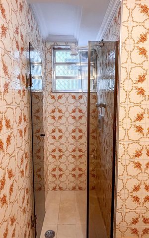 Apartamento para alugar com 110m², 3 quartos e 1 vaga Apartamento para alugar com 110m², 3 quartos e 1 vagaBanheiro da Suíte