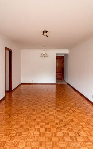 Apartamento para alugar com 110m², 3 quartos e 1 vaga Apartamento para alugar com 110m², 3 quartos e 1 vagaSala