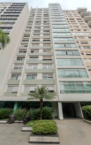 Apartamento à venda com 232m², 3 quartos e 2 vagas Apartamento à venda com 232m², 3 quartos e 2 vagasFachada