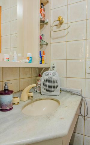 Apartamento à venda com 97m², 3 quartos e 1 vaga Apartamento à venda com 97m², 3 quartos e 1 vagaBanheiro da Suíte