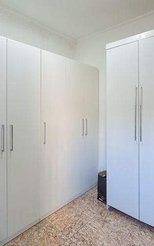 Casa à venda com 300m², 2 quartos e 2 vagasQuarto 1