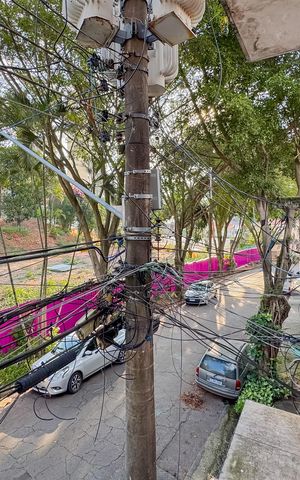 Casa à venda com 300m², 2 quartos e 2 vagasVista da Rua