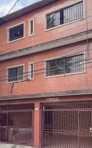 Casa à venda com 300m², 2 quartos e 2 vagasFachada