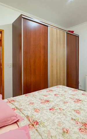 Casa à venda com 300m², 2 quartos e 2 vagasSuíte
