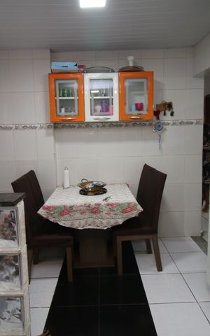 Casa à venda com 62m², 3 quartos e 2 vagasCozinha