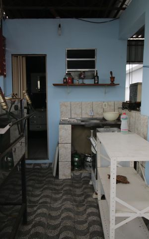 Casa à venda com 62m², 3 quartos e 2 vagasTerraço