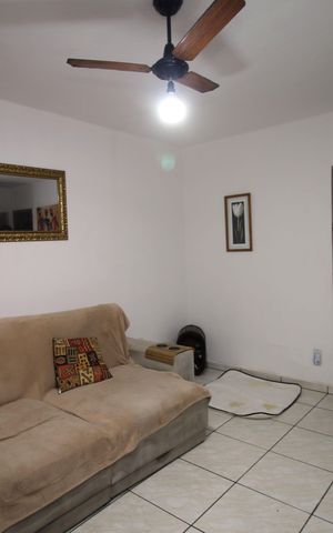Casa à venda com 62m², 3 quartos e 2 vagasSala