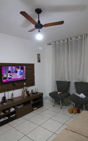 Casa à venda com 62m², 3 quartos e 2 vagasSala