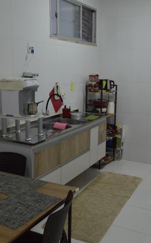 Casa à venda com 408m², 3 quartos e 4 vagas Casa à venda com 408m², 3 quartos e 4 vagasCasa 2 Cozinha