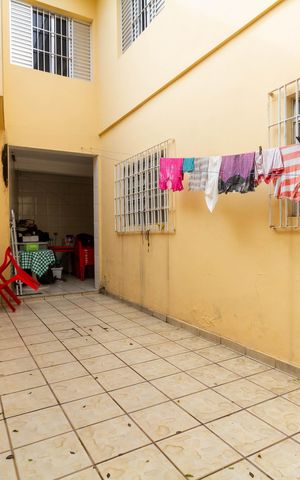 Casa à venda com 160m², 4 quartos e 3 vagas Casa à venda com 160m², 4 quartos e 3 vagasQuintal