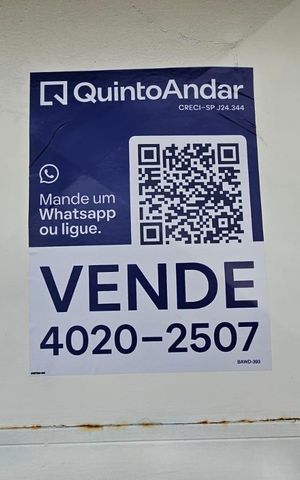 Casa à venda com 160m², 4 quartos e 3 vagas Casa à venda com 160m², 4 quartos e 3 vagasPlaquinha