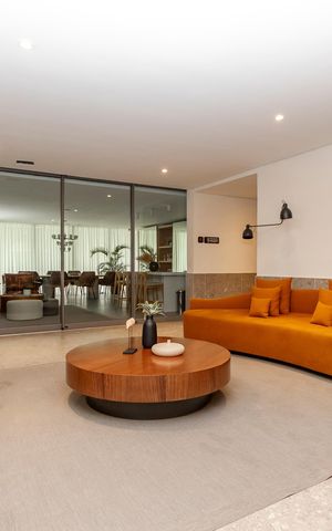 Apartamento à venda com 47m², 2 quartos e 1 vaga Apartamento à venda com 47m², 2 quartos e 1 vagaÁrea Comum - Hall de Entrada