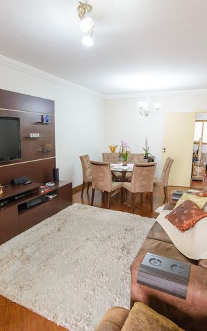 Apartamento para alugar com 170m², 3 quartos e 2 vagas Apartamento para alugar com 170m², 3 quartos e 2 vagasSala